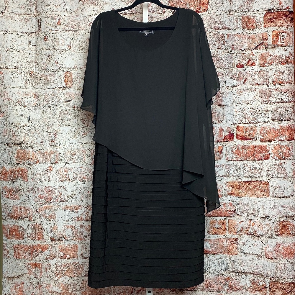 Dressbarn Collection Womenʻs Formal Black Evening Dress Size 14